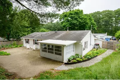 79 Brookville Ave, Brockton, MA 02302 - Photo 29