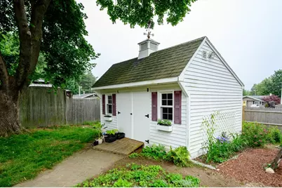 79 Brookville Ave, Brockton, MA 02302 - Photo 25