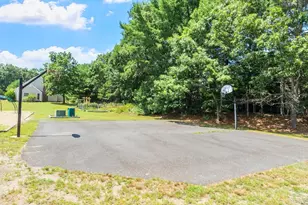 172 Ayer Rd, Shirley, MA 01464 - Photo 9