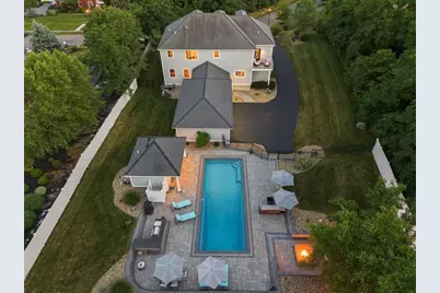 7 Bridle Spur Ln, Danvers, MA 01923 - Photo 3
