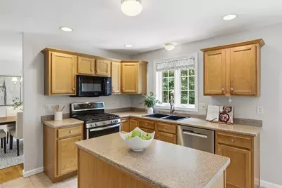 139 Autumn Rd, Dracut, MA 01826 - Photo 17