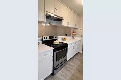 19 Paris Street #203, Medford, MA 02155 - Photo 3