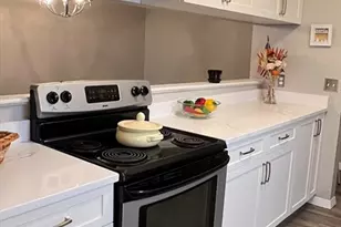 19 Paris St, Medford, MA 02155 - Photo 3