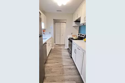 19 Paris Street #203, Medford, MA 02155 - Photo 5