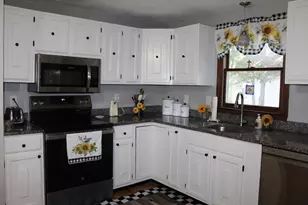 3 Roger St, Bellingham, MA 02019 - Photo 3