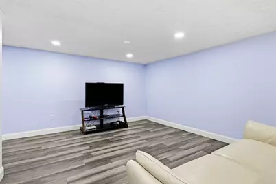 20 Raymond Cir, Westfield, MA 01085 - Photo 35