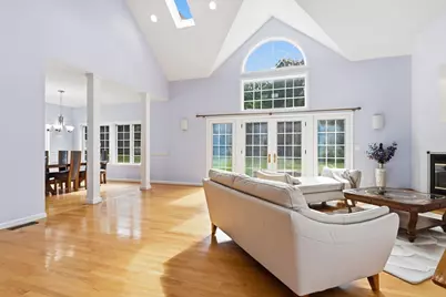 20 Raymond Cir, Westfield, MA 01085 - Photo 5