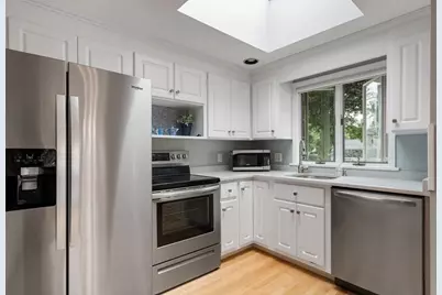 15 Temple Rd., Waltham, MA 02452 - Photo 3
