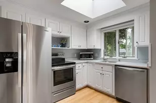 15 Temple Rd, Waltham, MA 02452 - Photo 3