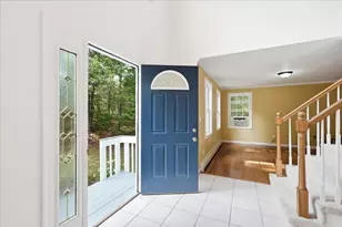 8 Rebecca Rd, Freetown, MA 02702 - Photo 3
