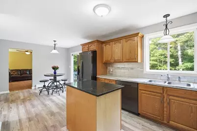 8 Rebecca Rd, Freetown, MA 02702 - Photo 15