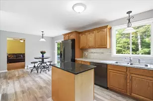 8 Rebecca Rd, Freetown, MA 02702 - Photo 15