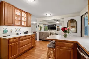 10 Hawthorne St, Kingston, MA 02364 - Photo 7