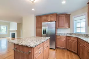 20 Bridge Rd, Northampton, MA 01062 - Photo 11