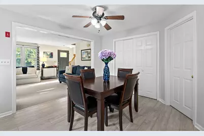 284 Chestnut St #B, North Attleboro, MA 02760 - Photo 17