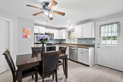 284 Chestnut St #B, North Attleboro, MA 02760 - Photo 15