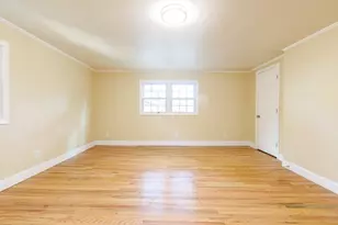 22 Lakeside Ave, Webster, MA 01570 - Photo 17