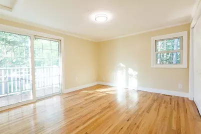 22 Lakeside Ave, Webster, MA 01570 - Photo 15