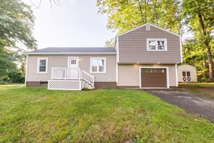 22 Lakeside Ave, Webster, MA 01570 - Photo 1