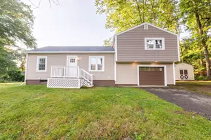 22 Lakeside Ave, Webster, MA 01570 - Photo 1