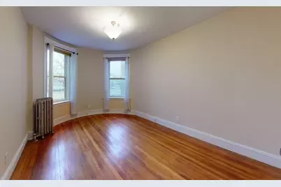 17 Green St #4, Brookline, MA 02446 - Photo 3