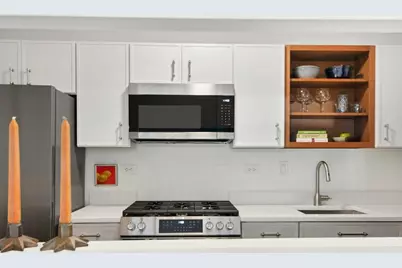 6 Whittier Pl #3L, Boston, MA 02114 - Photo 7