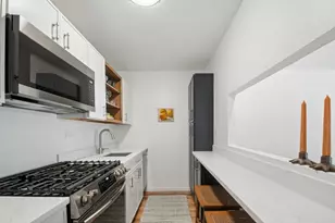 6 Whittier Pl, Boston, MA 02114 - Photo 3