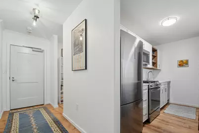 6 Whittier Pl #3L, Boston, MA 02114 - Photo 13