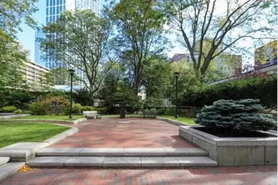 6 Whittier Pl #3L, Boston, MA 02114 - Photo 25
