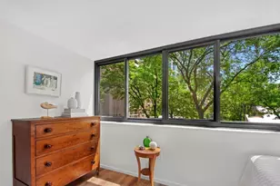 6 Whittier Pl, Boston, MA 02114 - Photo 3