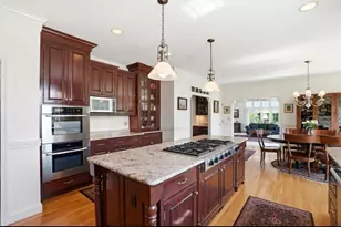 104 Pokanoket Ln, Marshfield, MA 02050 - Photo 9