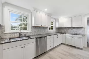 4 Lawrence Rd, Wayland, MA 01778 - Photo 7