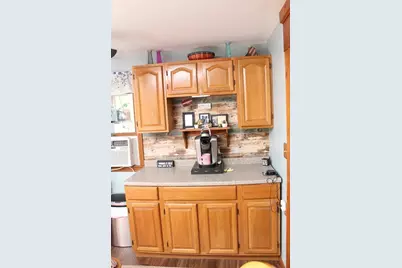 56 Macomber St, Berkley, MA 02779 - Photo 7
