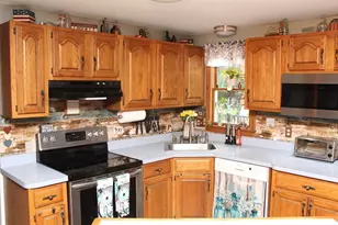 56 Macomber St, Berkley, MA 02779 - Photo 7