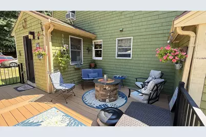 56 Macomber St, Berkley, MA 02779 - Photo 3