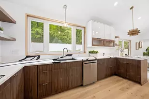 6 Amherst Rd, Hopkinton, MA 01748 - Photo 9