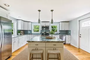 145 Plymouth St, Carver, MA 02330 - Photo 5