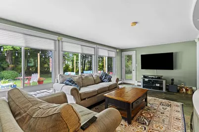 83 Braemoor Rd, Brockton, MA 02301 - Photo 9
