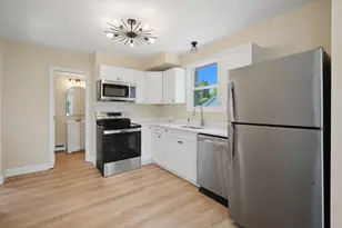 4 Wilson St, Wilbraham, MA 01095 - Photo 9