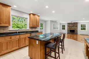 6 Davey Ln, Winchester, MA 01890 - Photo 3