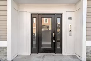 17 Vinton St, Boston, MA 02127 - Photo 17