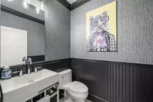 126 Walnut St, Wellesley, MA 02481 - Photo 13