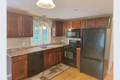 11 Anacki Ln #11, Bridgewater, MA 02324 - Photo 5