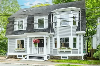 247 Hale St #2, Beverly, MA 01915 - Photo 3