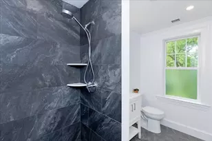 247 Hale St, Beverly, MA 01915 - Photo 15