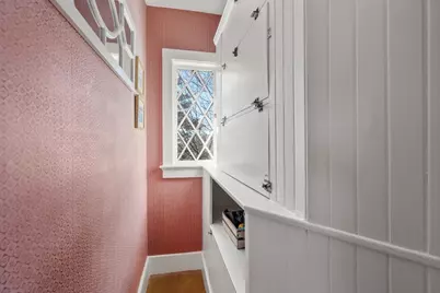 25 Kenwood Ave, Worcester, MA 01605 - Photo 21