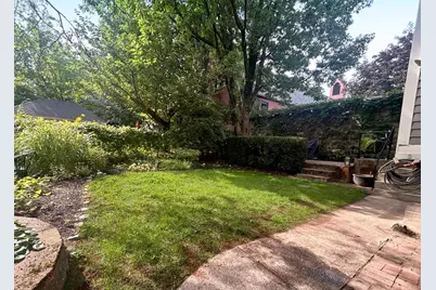 128 Hamilton St #128, Cambridge, MA 02139 - Photo 9