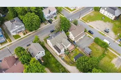98 Lincoln St, Pittsfield, MA 01541 - Photo 3