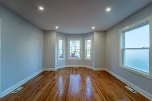 72 Florence St, Worcester, MA 01603 - Photo 13