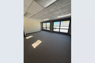 670 Pleasant St, Brockton, MA 02301 - Photo 3